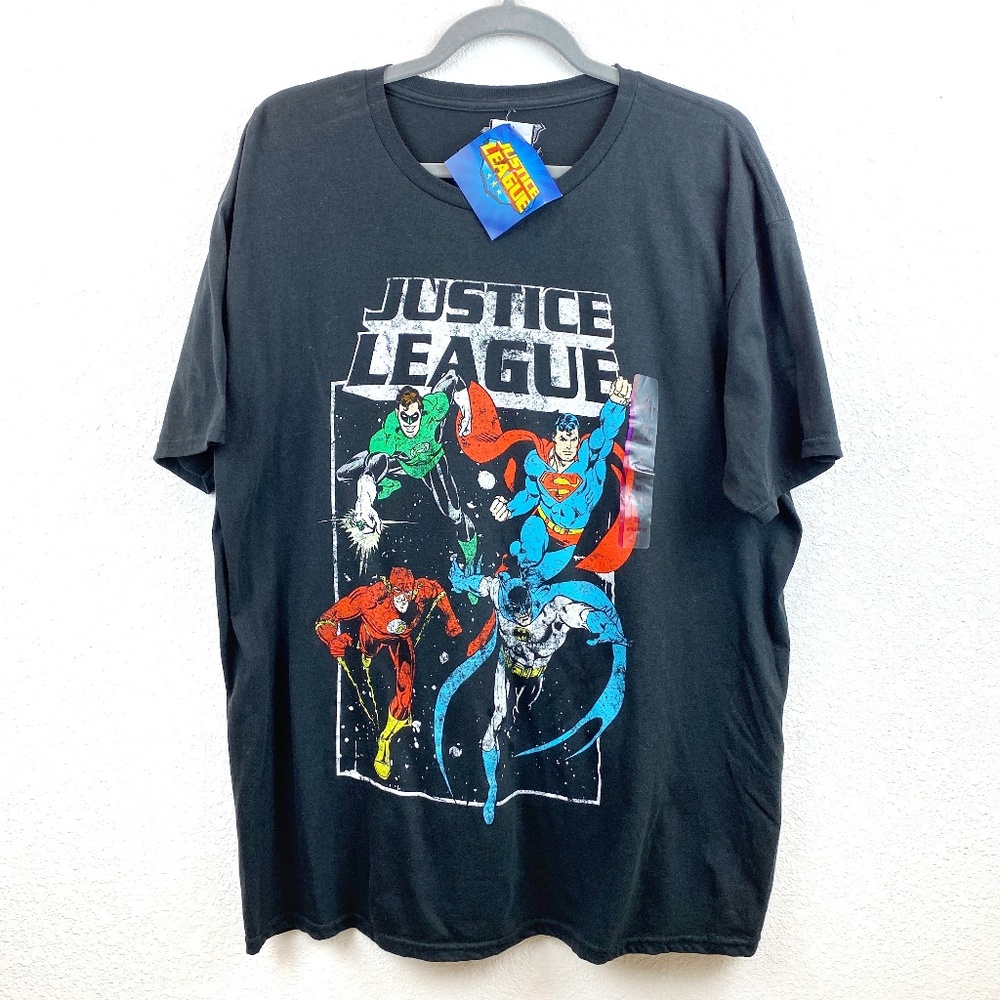 NWT Justice League Black T-shirt Size XL
